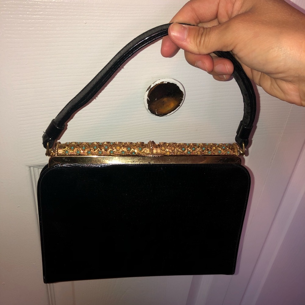 Purse 🖤🤖 - Picture 6 of 8
